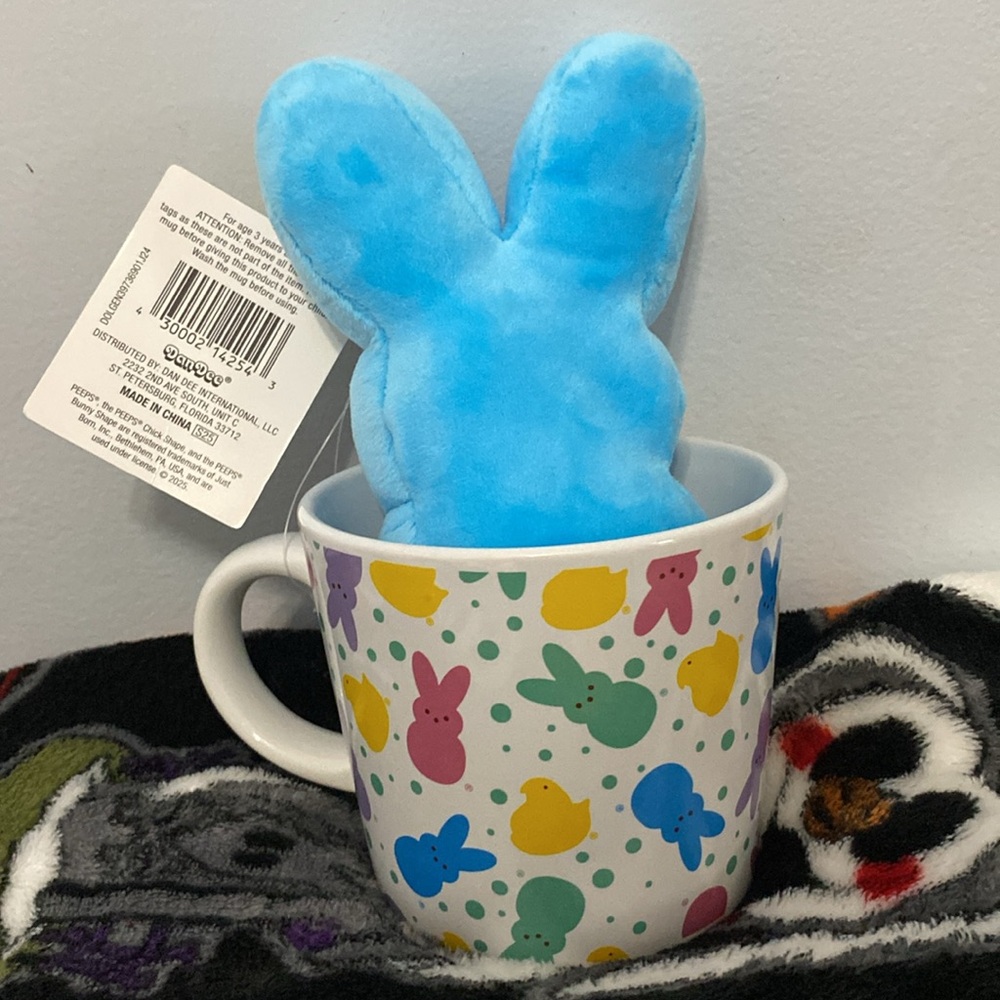 Peeps Plush With Mug Set NWT - Picture 2 of 2